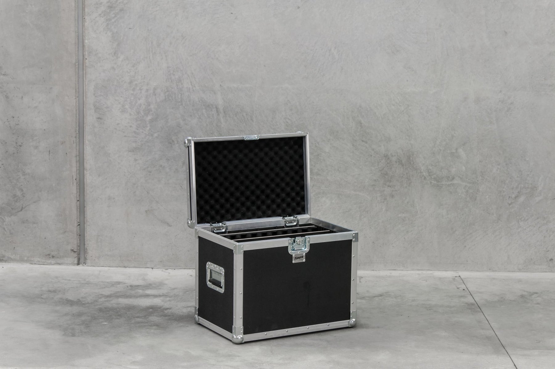 600 Monitor Case – Fiasco Cases NZ