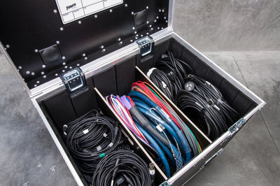 800-case-with-cable-storage-divider