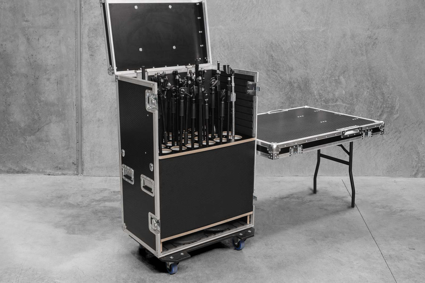800 24-UP MIC STAND CASE
