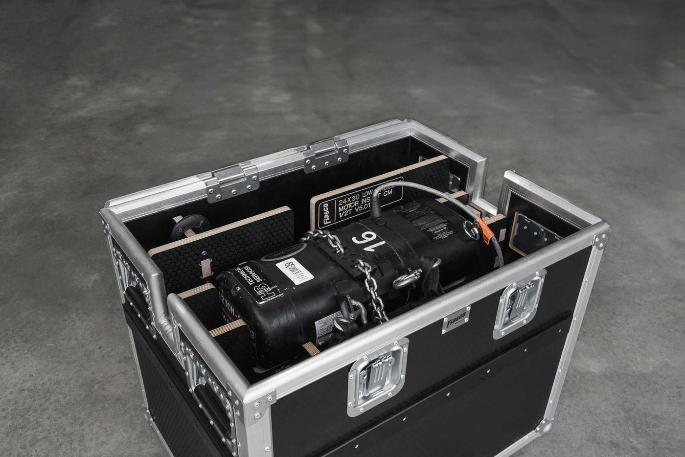 CM 1/2T Hoist in 800 Low Cadillac Case