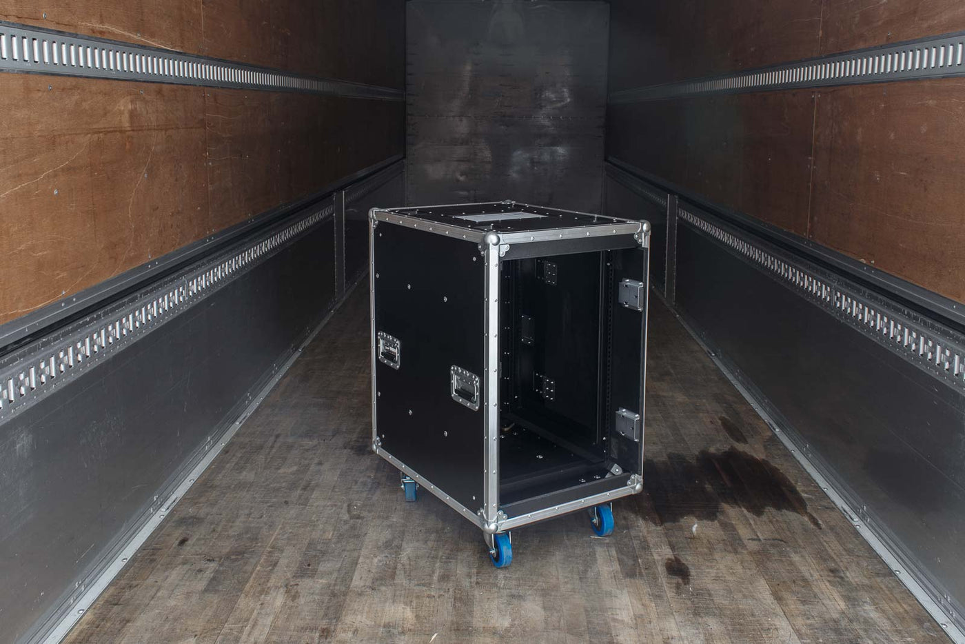 800 SLAM Rack 16U Test Case