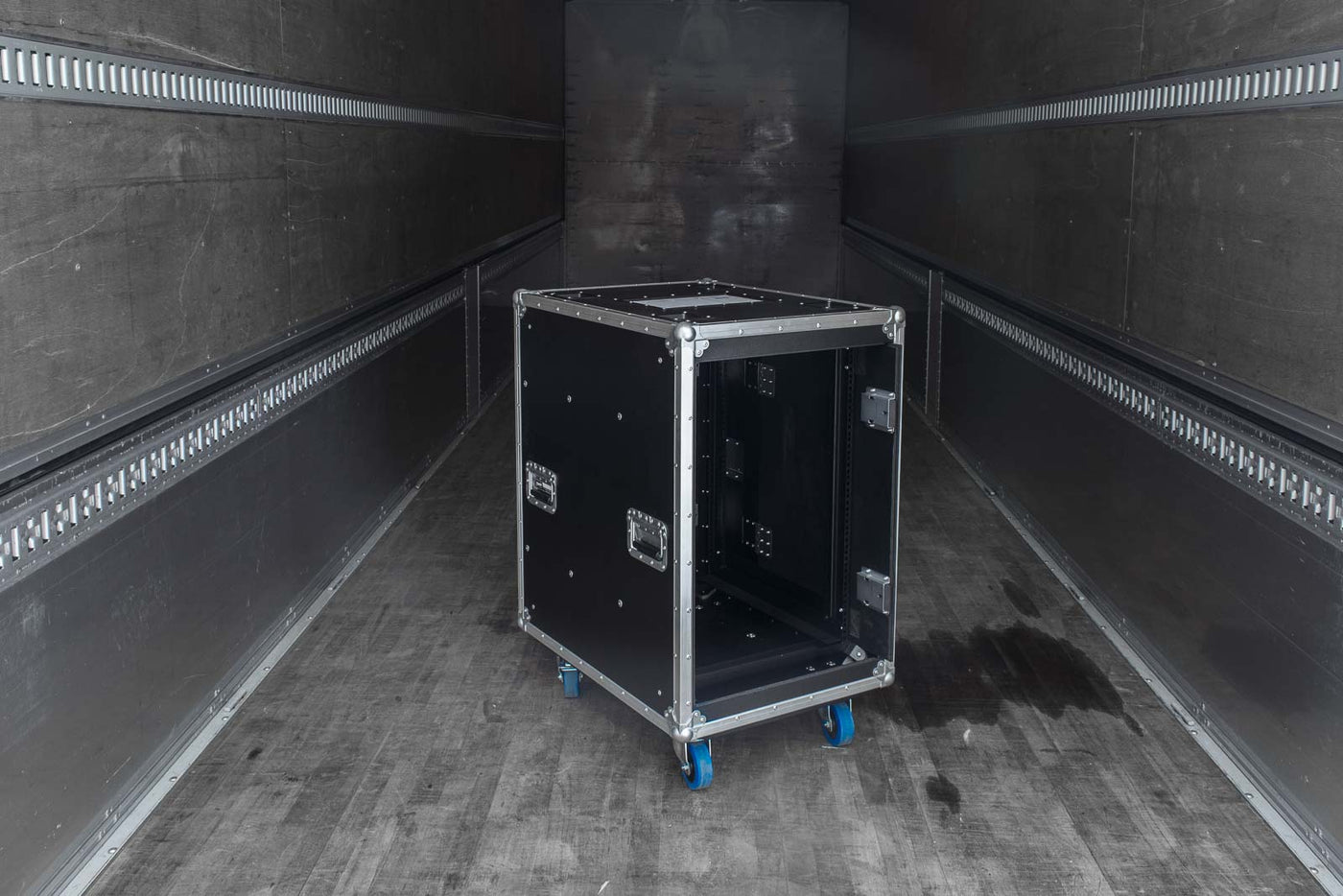 800 SLAM Rack 16U Test Case