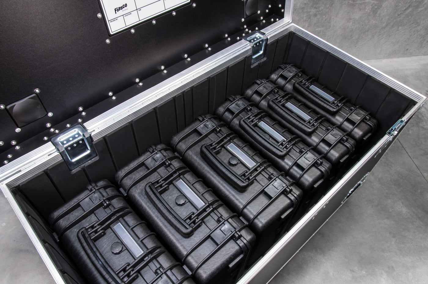 12Eight Road Case with Six Polyproof Cases for Tools