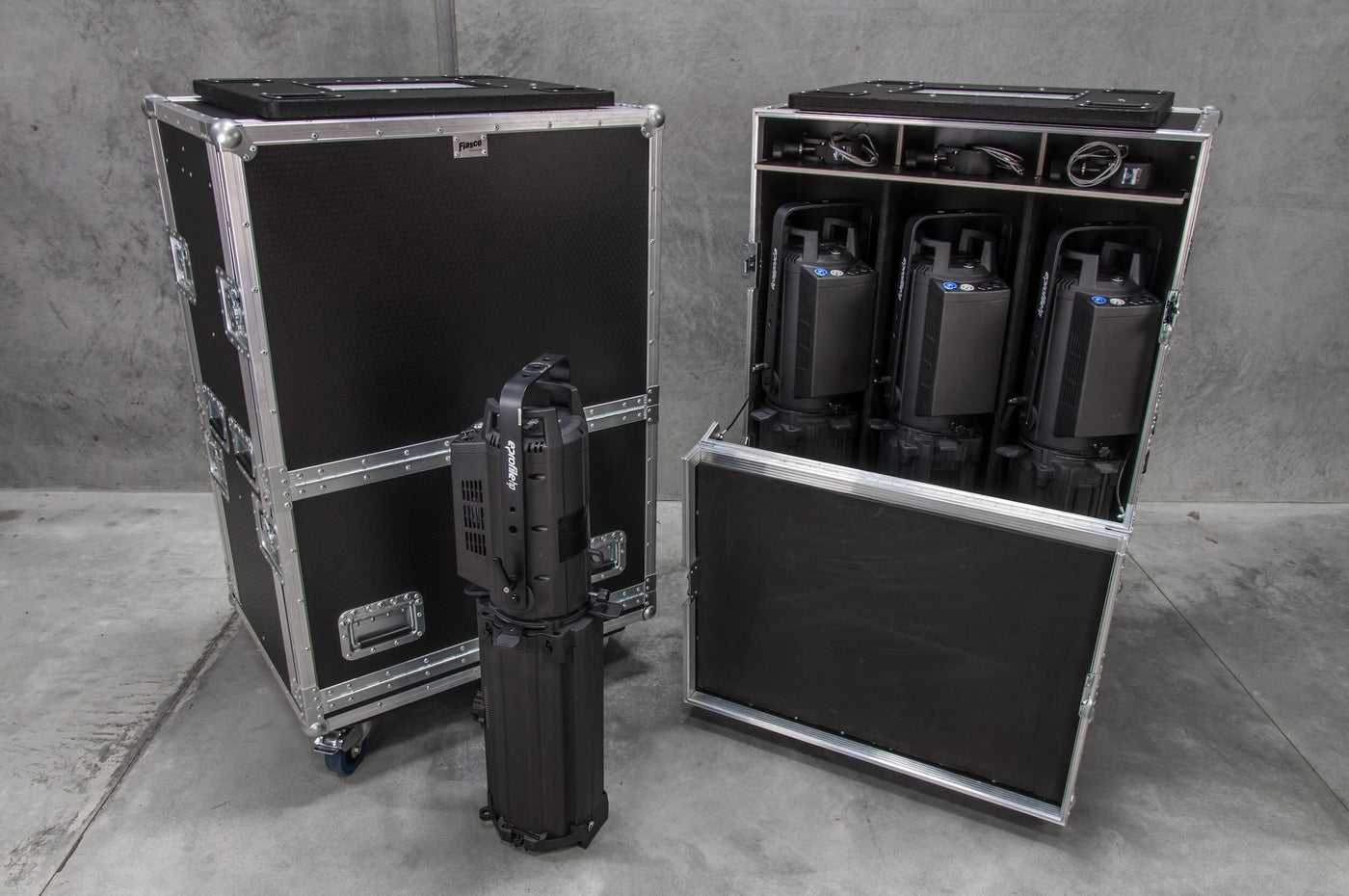 800 LX PROFILE ROAD CASE FOR PRODUCTION LIGHTS
